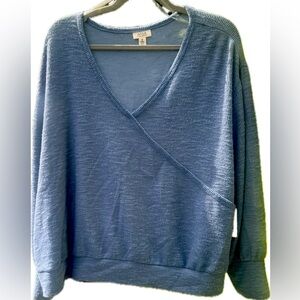 a.n.a. Blue V-Neck Ribbed Knit Top 1X NWT